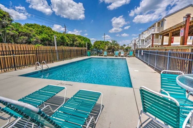 Ocean Dunes Outdoor Pool